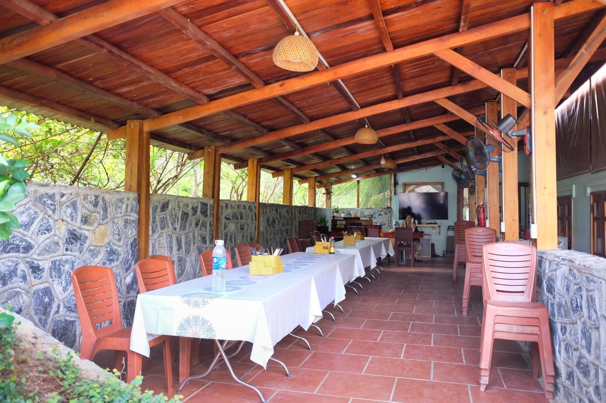 Tom'S Du Gia Homestay Làng Cac Buitenkant foto