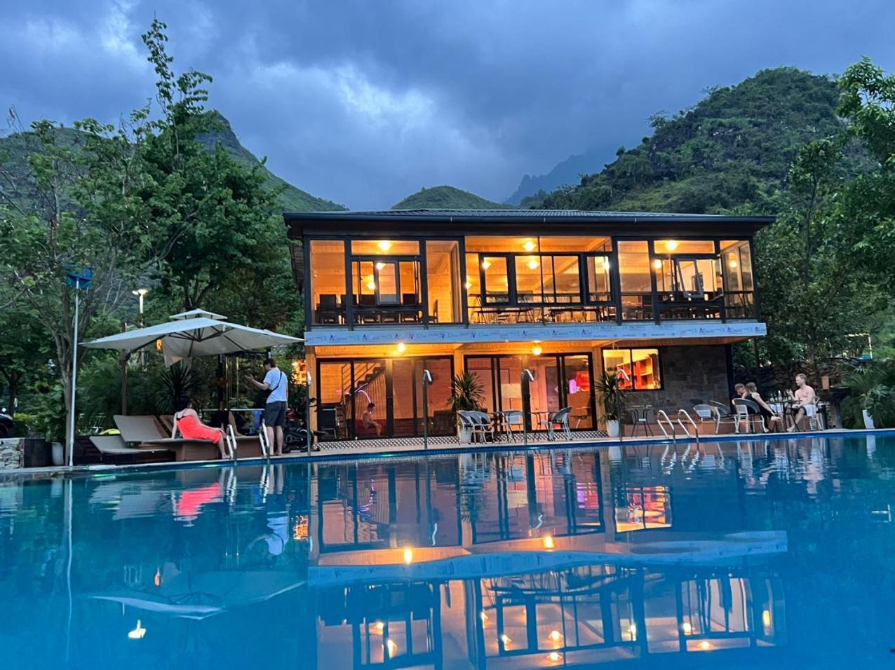 Tom'S Du Gia Homestay Làng Cac Buitenkant foto